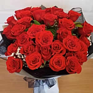 35 premium colombian roses in bouquet - Gold Coast City Florist